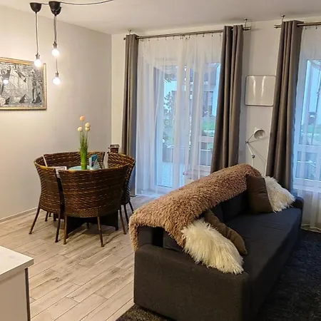 Ozas Park Apartament *
